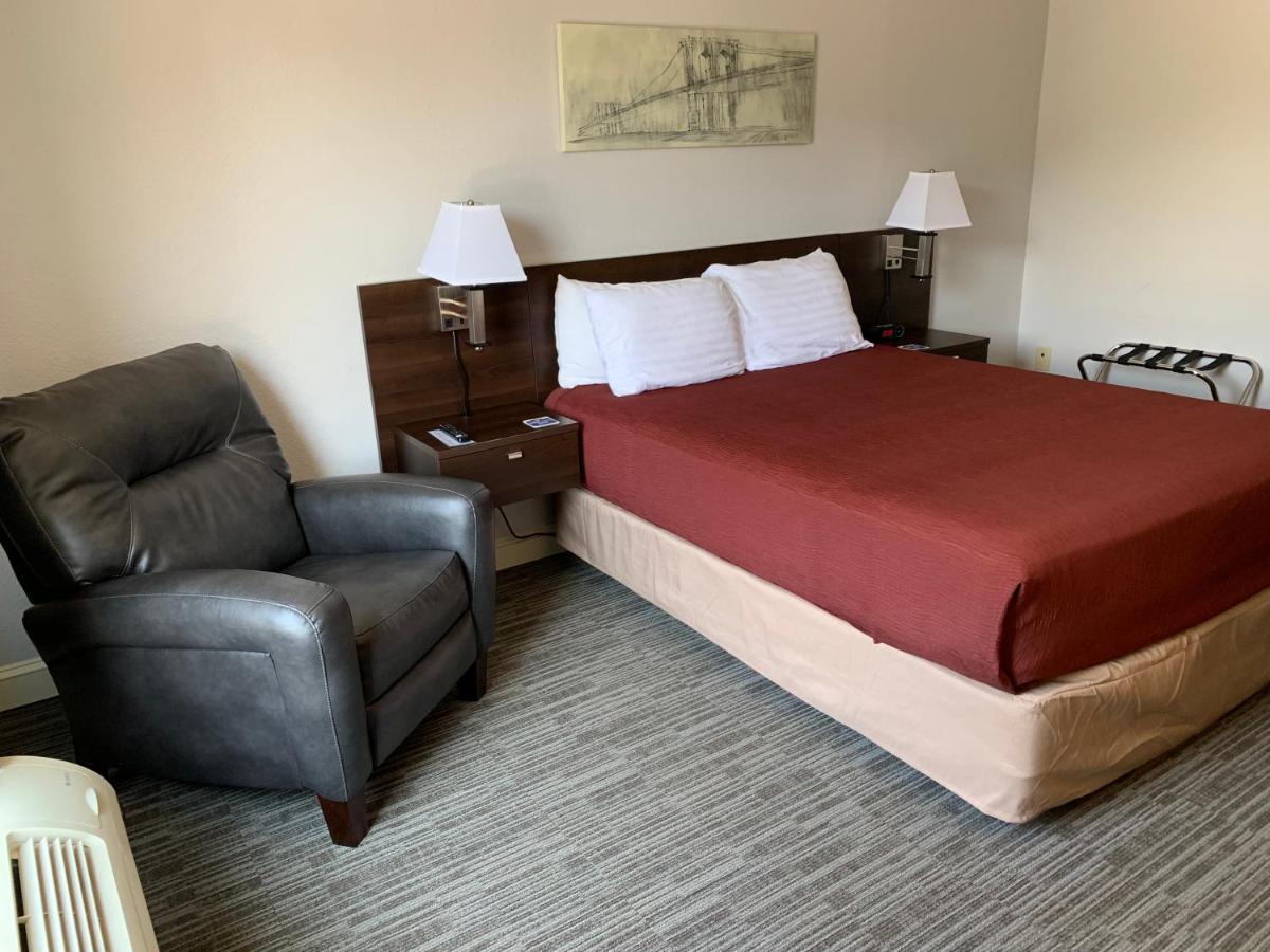 Mccoy'S Inn Ripley 외부 사진